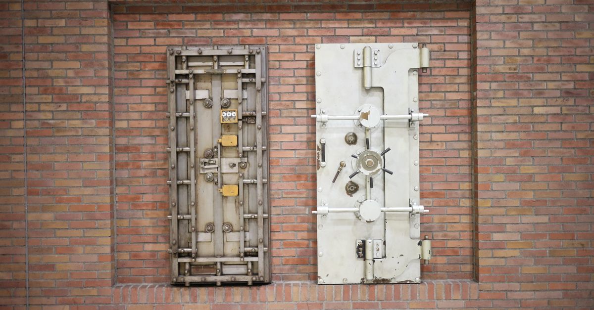 Mortise Lock vs. Cylinder Lock: Which Fits Older Carmel Hamlet Homes? — Vault Locksmiths