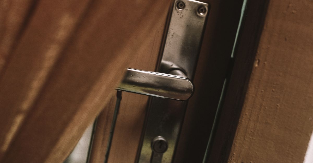 Choosing the Right Mortise Lock Set for an Exterior Door or Interior Application — Vault Locksmiths